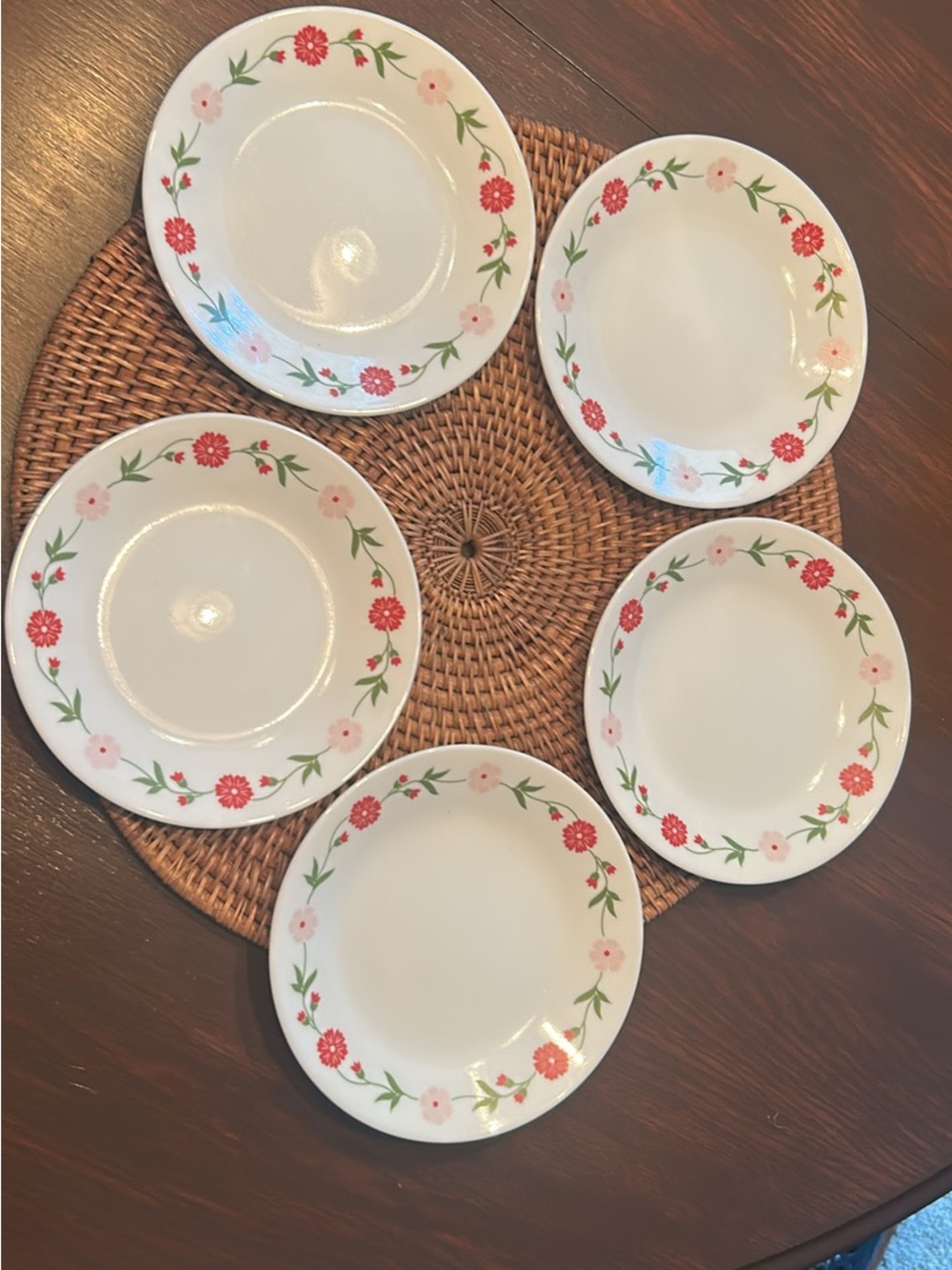 Corelle spring pink butter plates 7 in - Set of 5